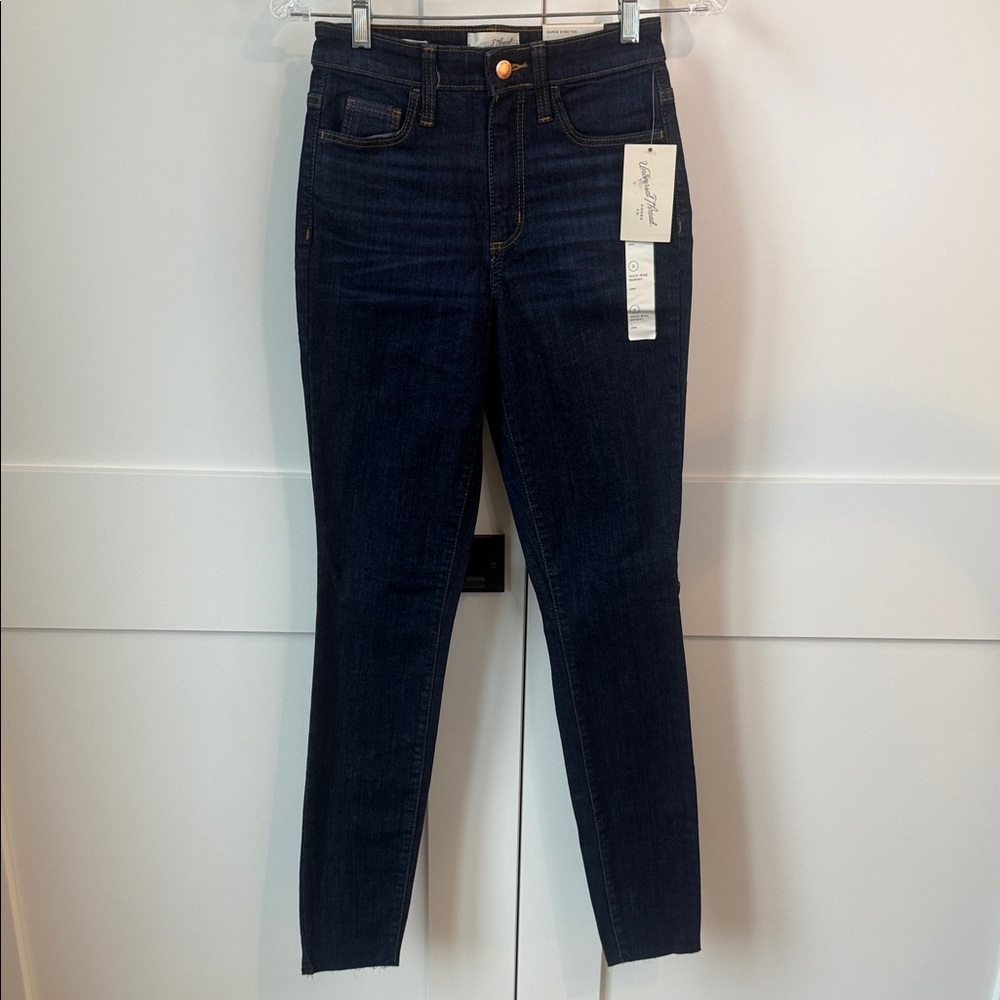 Universal Thread Women's Deep Indigo High-Rise Skinny Jeans